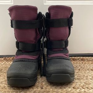 Girls winter boots by Baffin. Size 12